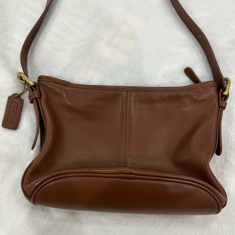 COACH authentic vintage crossbody bag